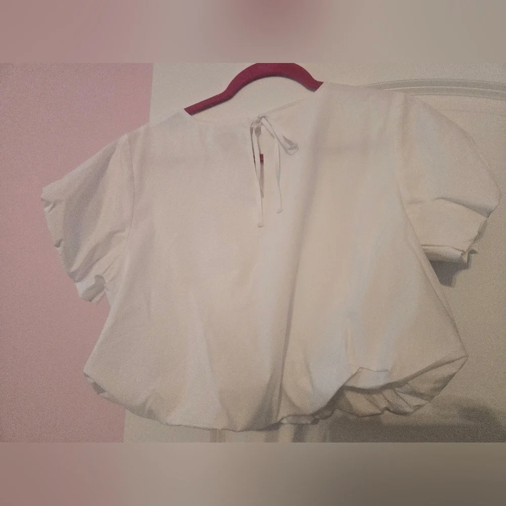 2 Express Tops - Picture 3 of 6